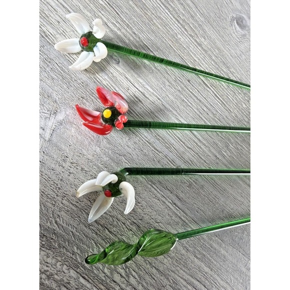 The Unbranded Brand Other - Vtg 4 Hand Blown Glass Swizzle Cocktail Stirring Sticks Flowers Red White Green